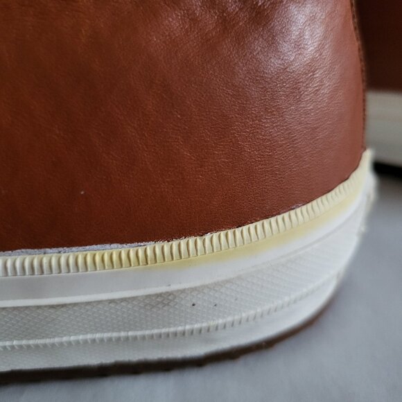 NWOT WATERPROOF LEATHER CONVERSE CHUCK TAYLOR HIGH TOPS UNISEX M-5 W-7 - Picture 7 of 11